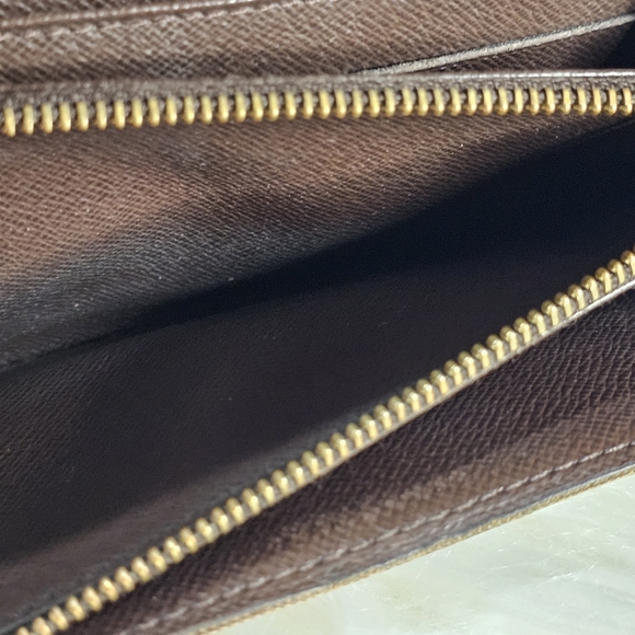 LOUIS VUITTON WALLET BUNDLE - Picture 14 of 16